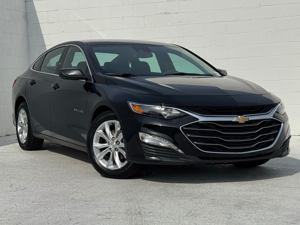Used 2025 Chevrolet Malibu 1LT Sedan