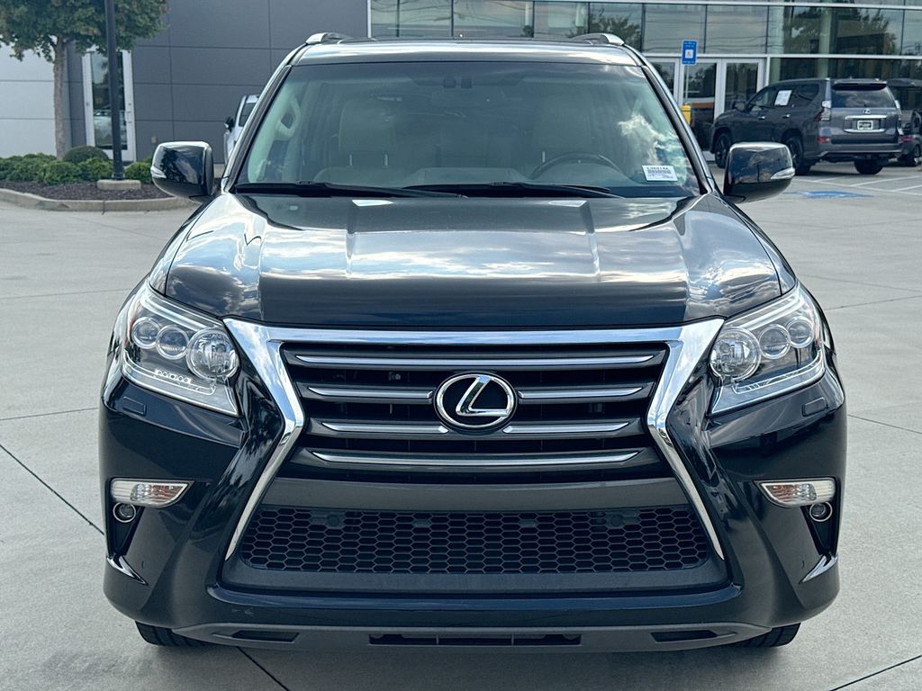 2018 Lexus GX 460 photo 4