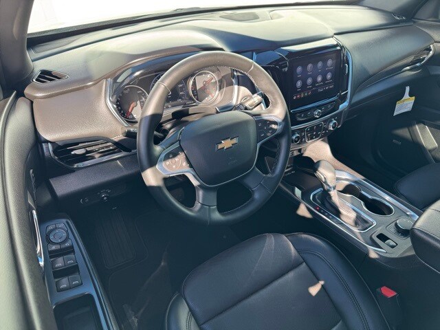 2023 Chevrolet Traverse High Country photo 3