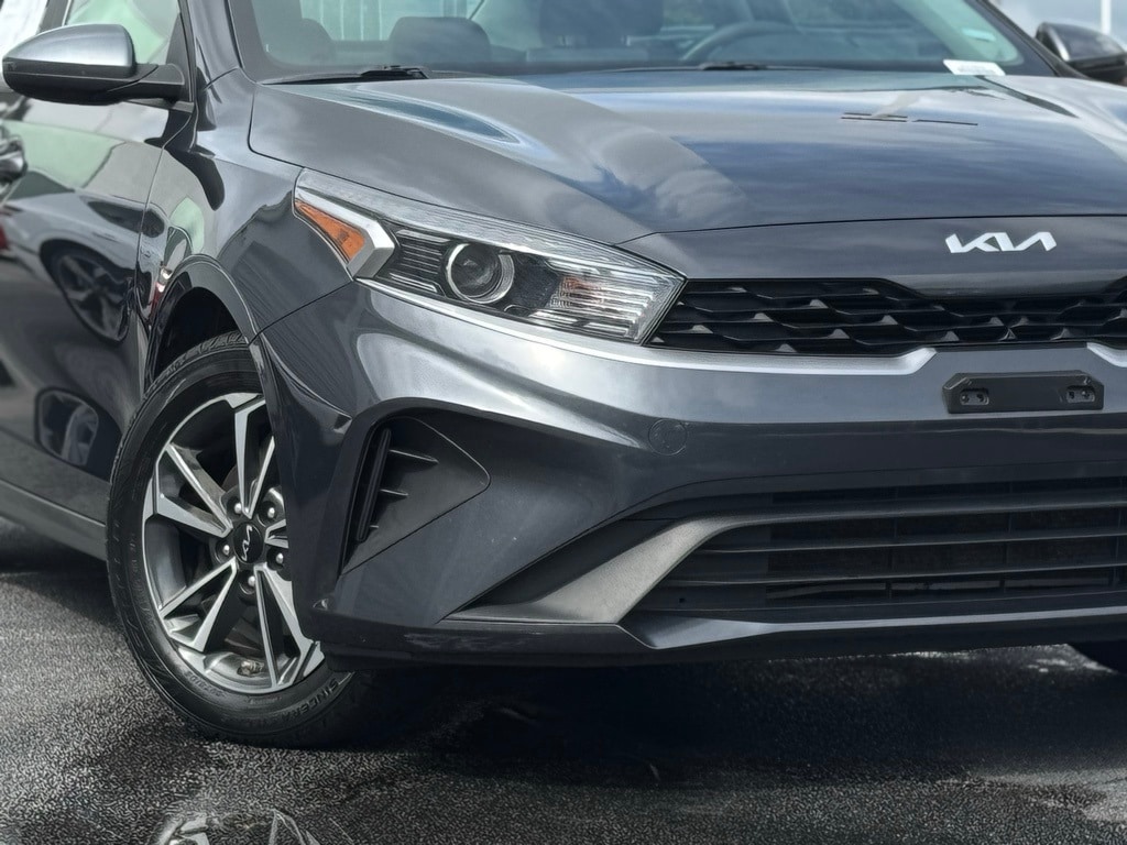 Used 2023 Kia Forte LXS Sedan