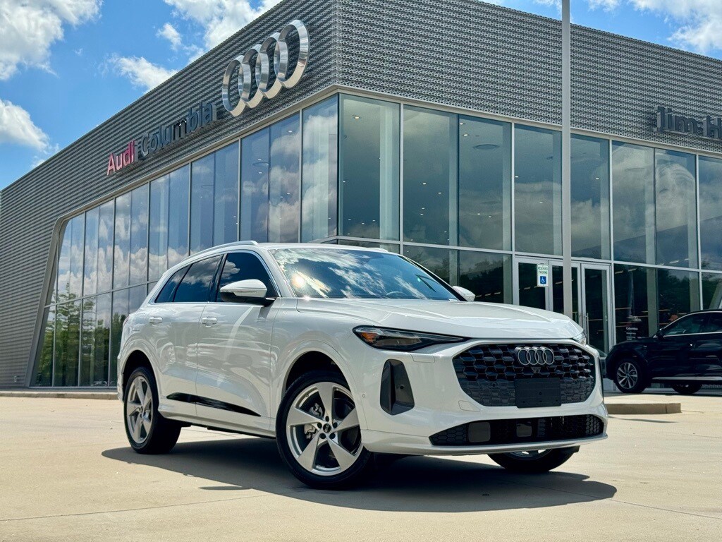2025 Audi Q5 2.0T Premium Plus photo 2