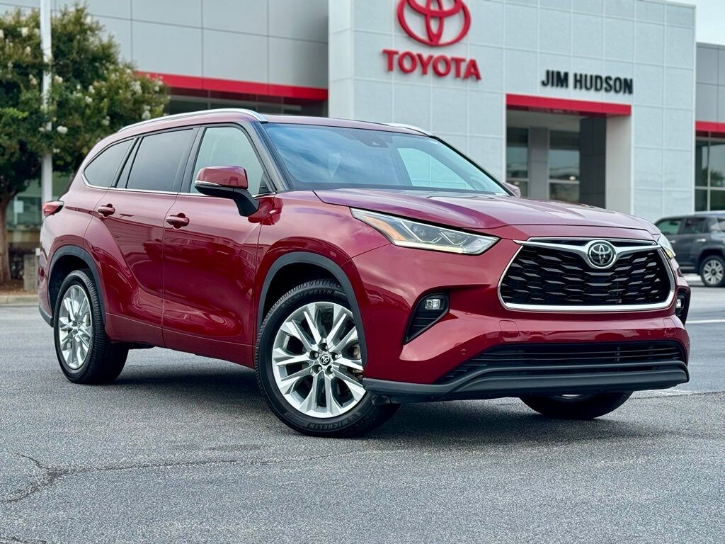 Used 2022 Toyota Highlander Limited SUV