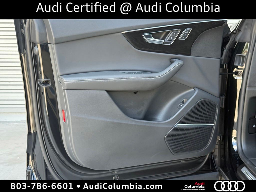 2025 Audi Q8 Premium Plus - Photo 21