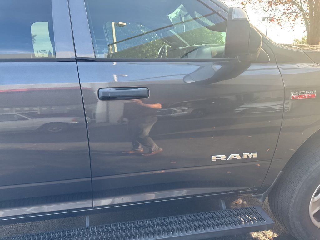 2021 Ram 2500 Tradesman photo 2