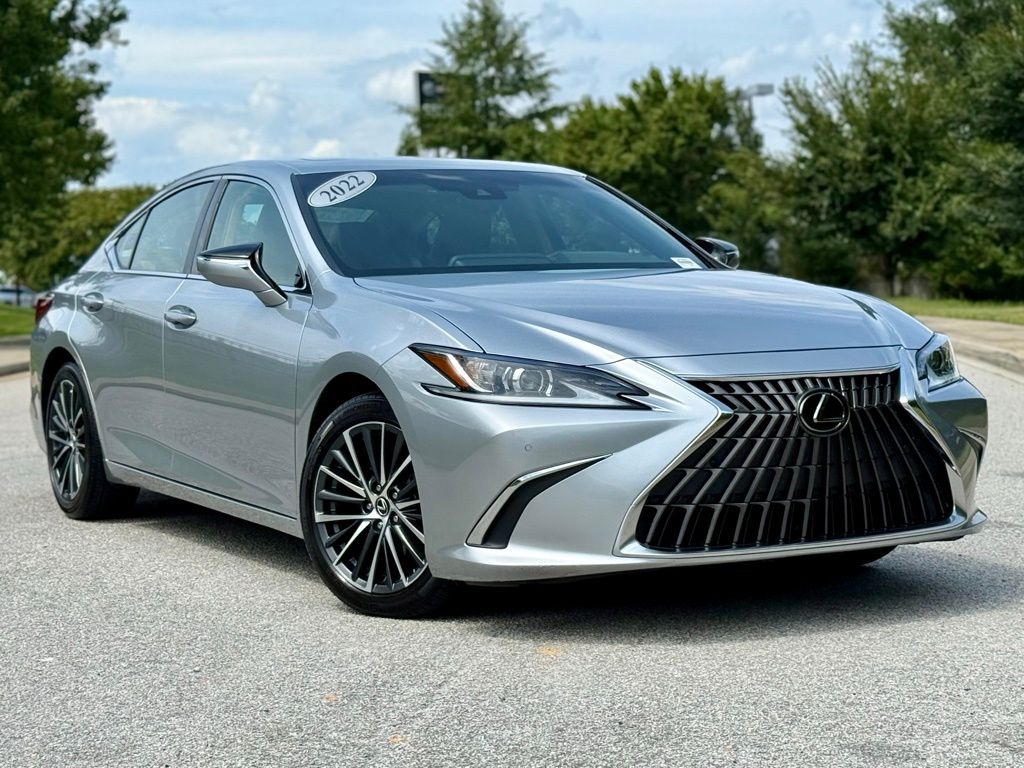 2022 Lexus ES 350 photo 2