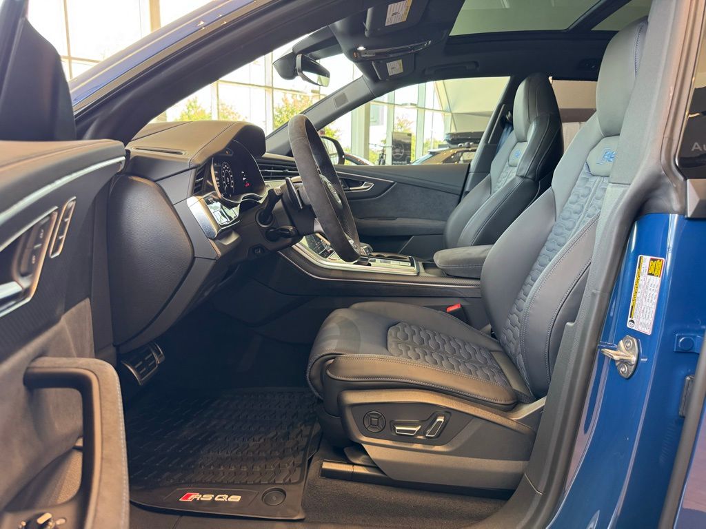 2026 Audi RS Q8 Base - Photo 22