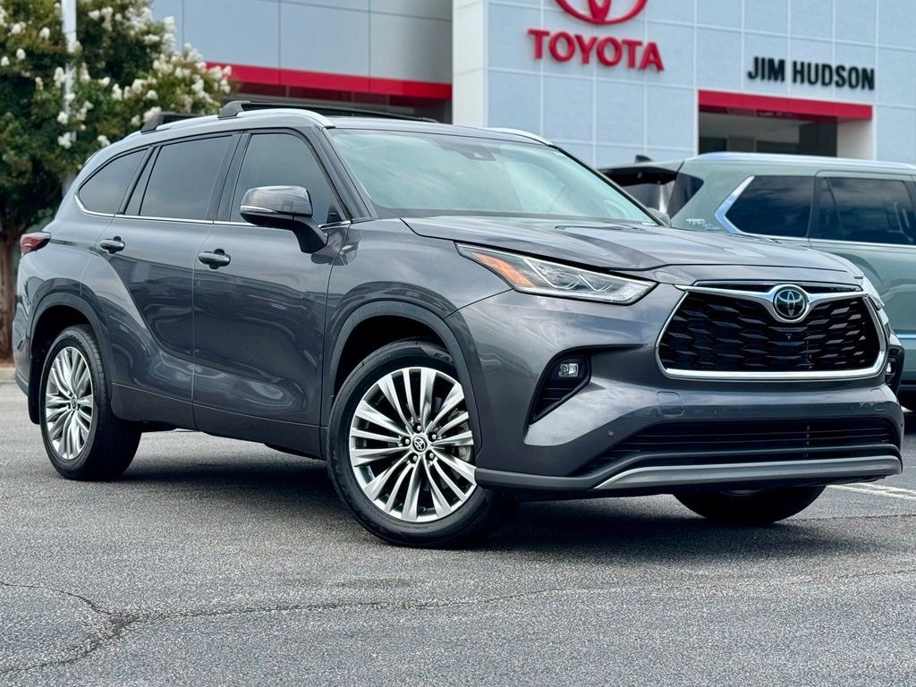 Certified 2024 Toyota Highlander Platinum SUV