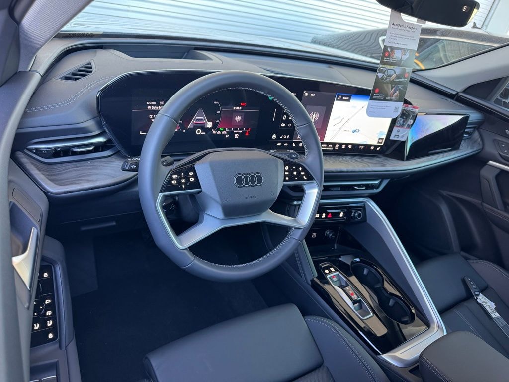 New 2025 Audi Q5 2.0T Premium Plus SUV