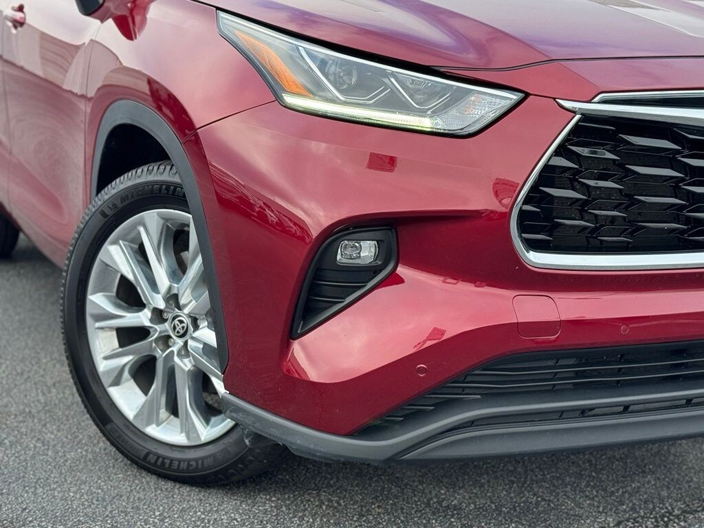 Used 2022 Toyota Highlander Limited SUV