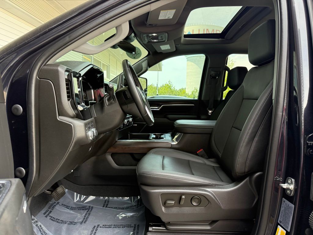 2024 GMC Sierra 2500HD SLT - Photo 23