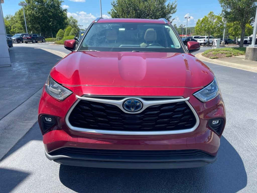Used 2020 Toyota Highlander Hybrid XLE SUV
