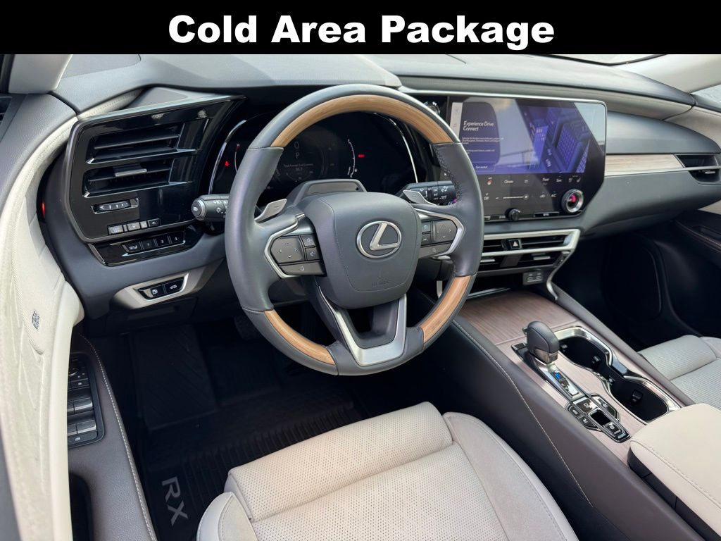 2024 Lexus RX 350h Luxury photo 3