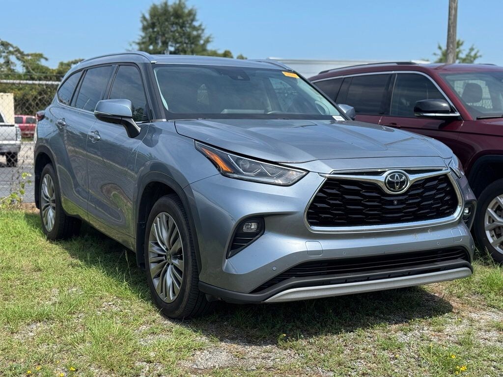 Certified 2021 Toyota Highlander Platinum SUV