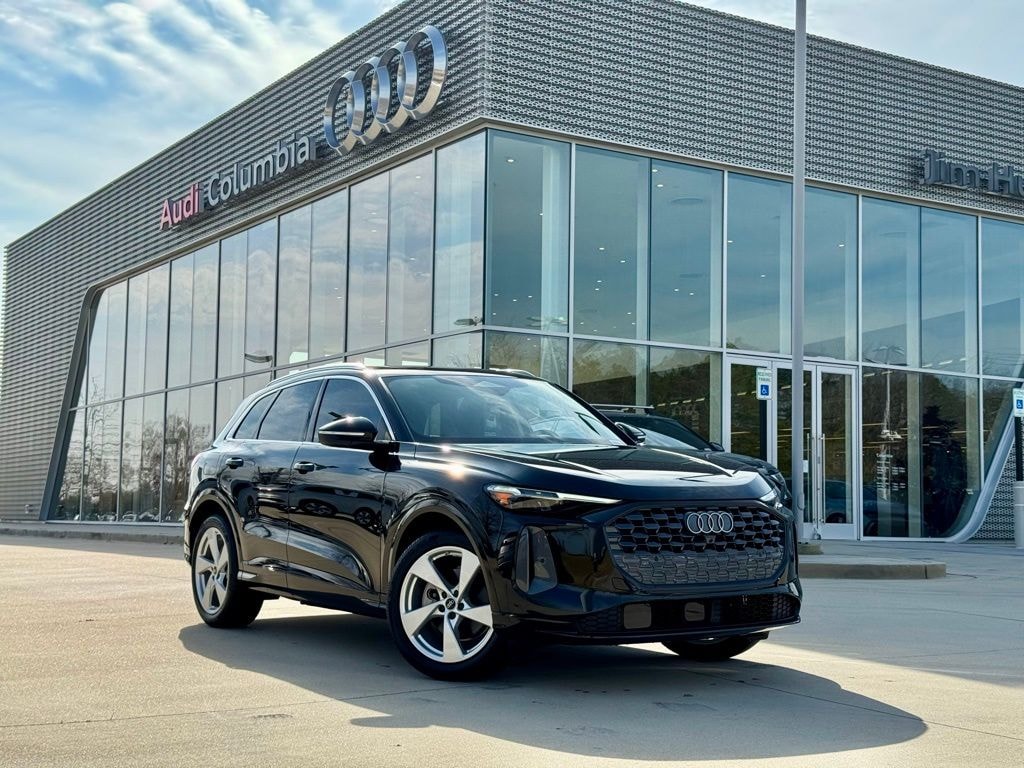 New 2025 Audi Q5 2.0T Prestige SUV