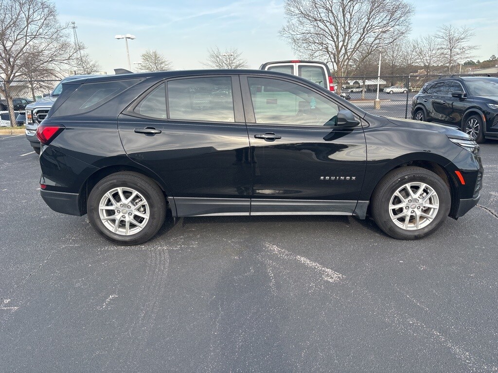 Used 2024 Chevrolet Equinox LS w/1LS SUV