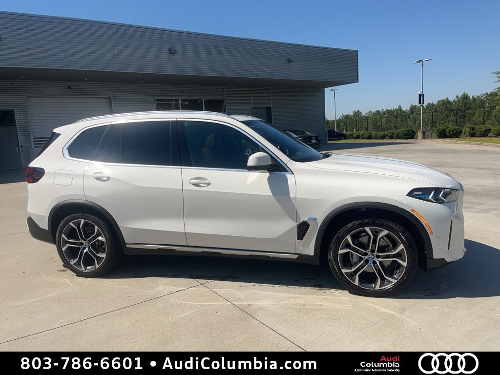 2024 BMW X5 xDrive40i's photo