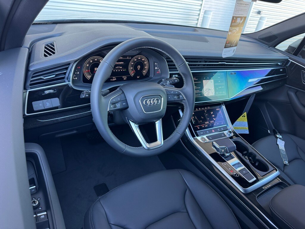 New 2026 Audi Q7 45 Premium SUV