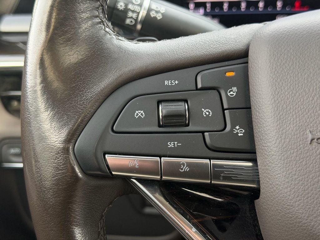 2023 Cadillac Escalade Premium Luxury - Photo 29