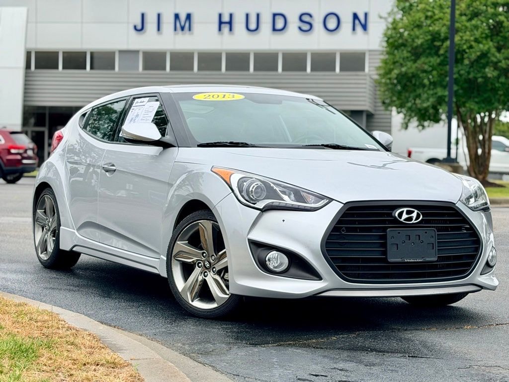 Used 2013 Hyundai Veloster Turbo w/Blue Hatchback
