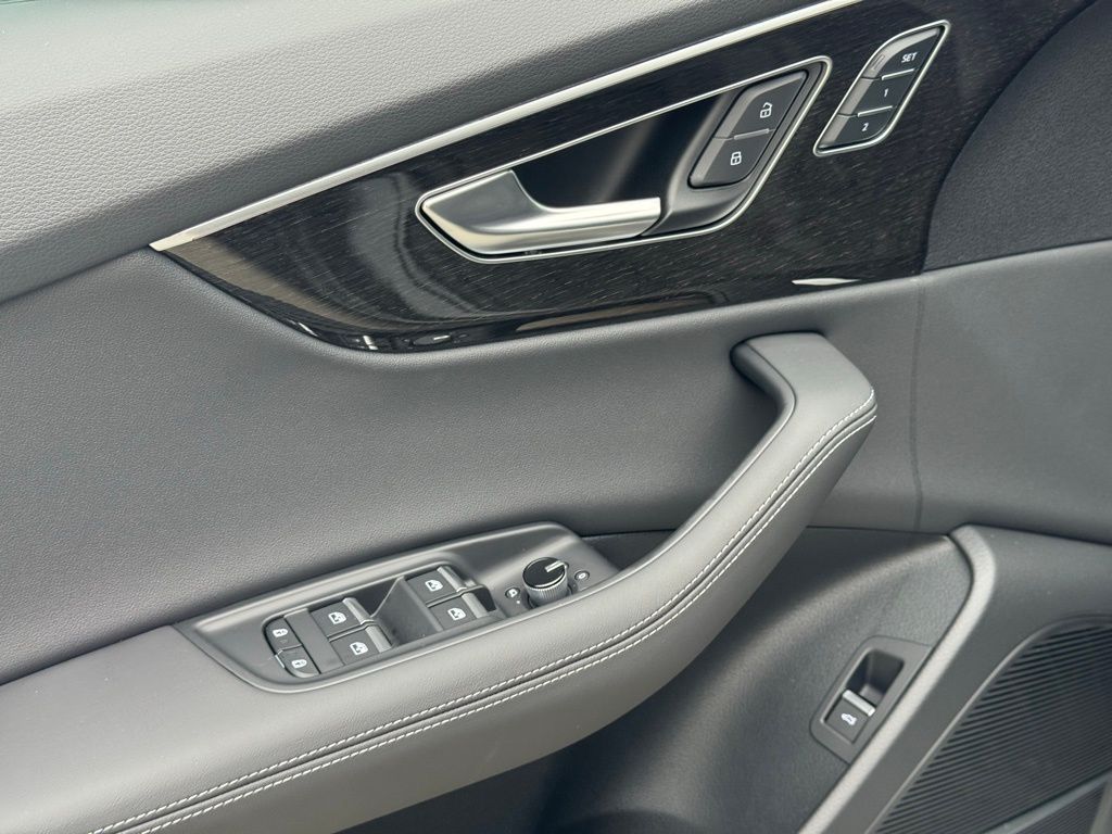 2026 Audi Q8 Premium Plus - Photo 20