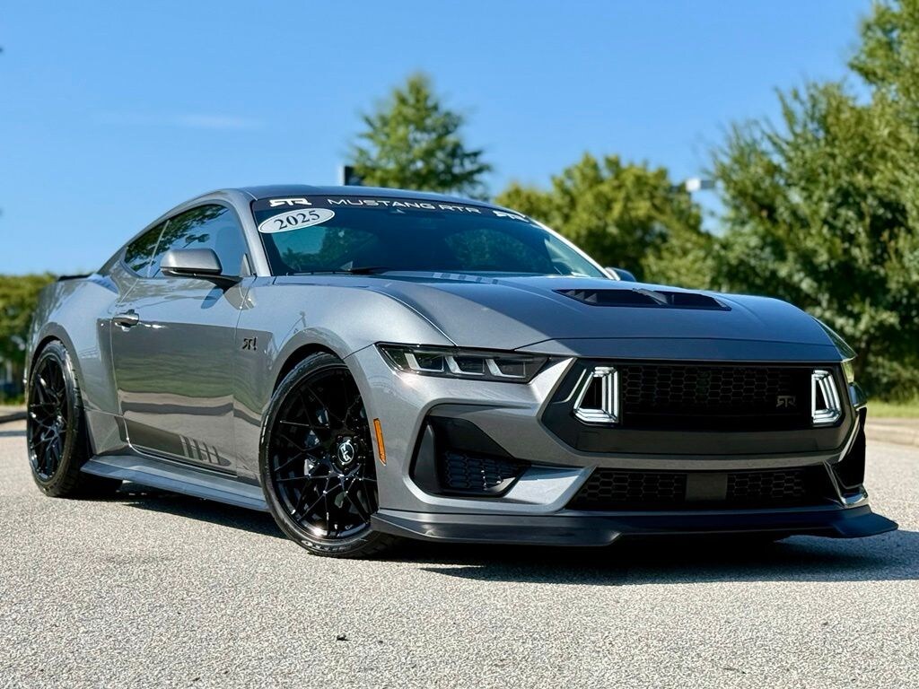 Used 2025 Ford Mustang Coupe