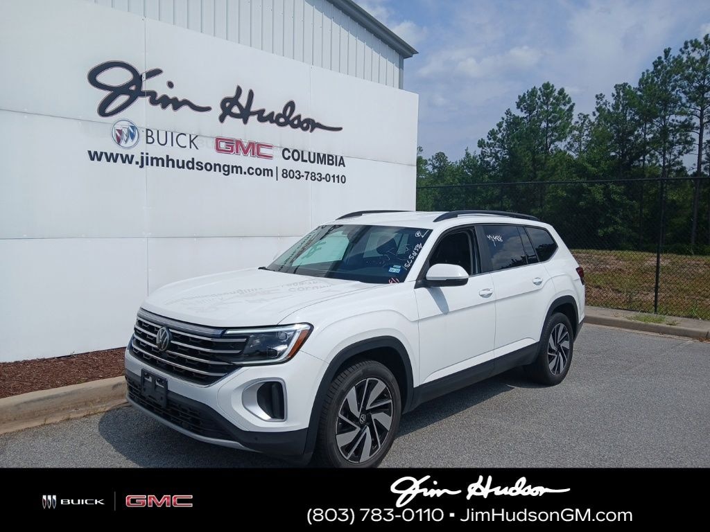 Used 2025 Volkswagen Atlas 2.0T SE w/Technology SUV