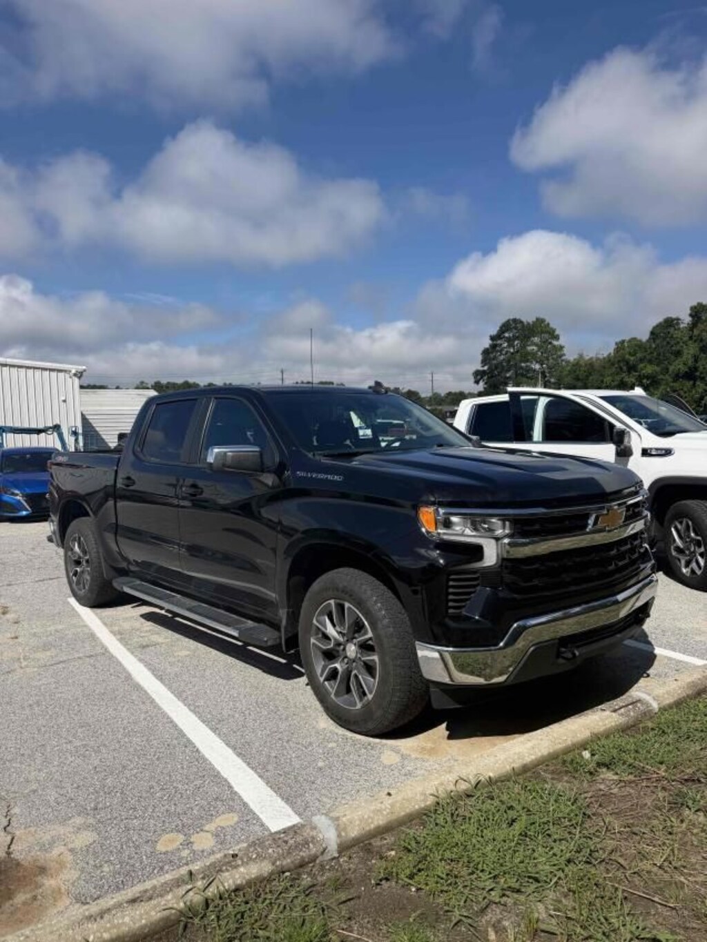 Used 2023 Chevrolet Silverado 1500 LT Truck Crew Cab
