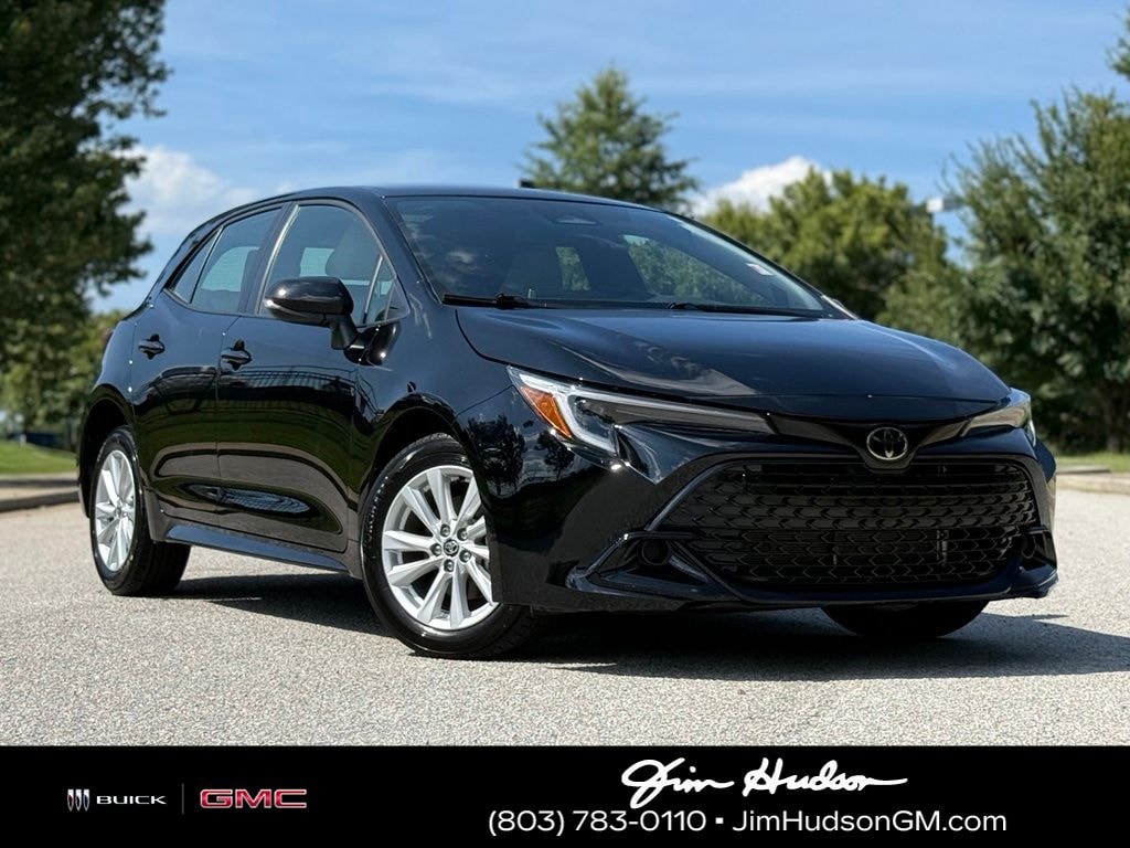 Certified 2025 Toyota Corolla Hatchback SE Hatchback