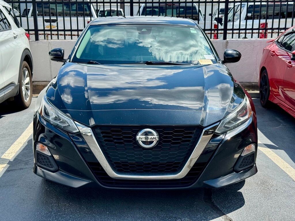 Used 2021 Nissan Altima 2.5 SR Sedan