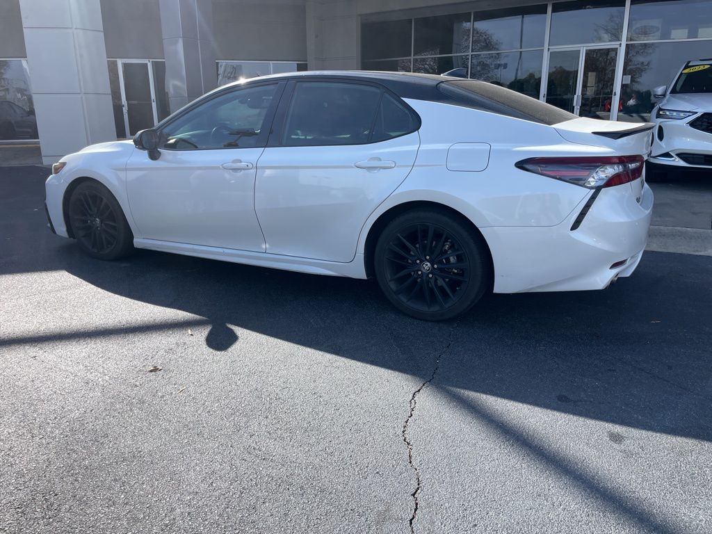 2022 Toyota Camry XSE V6 photo 2