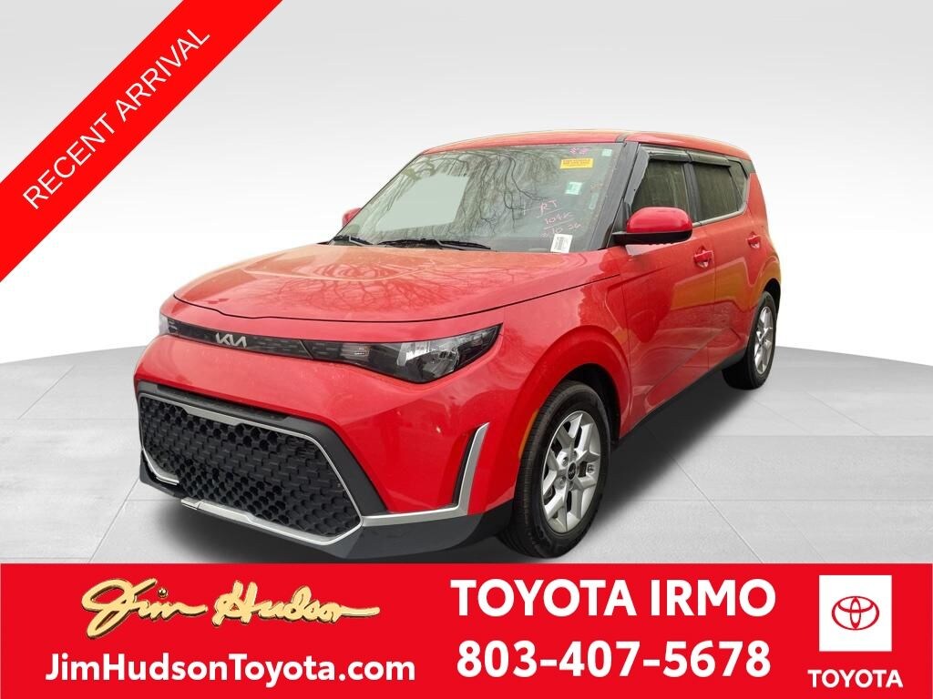 Used 2023 Kia Soul LX Hatchback
