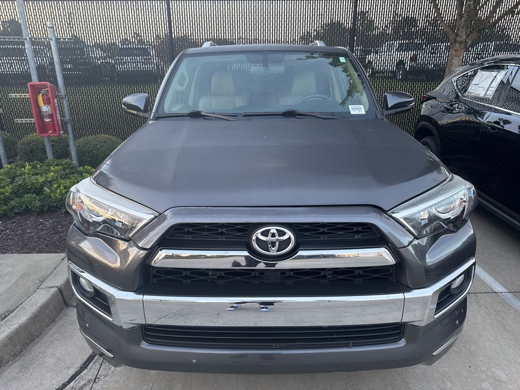 2017 Toyota 4Runner Limited photo 2