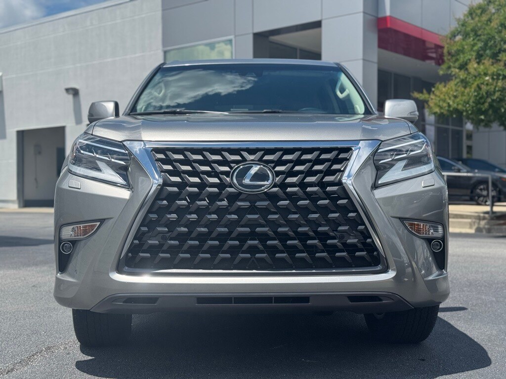 2023 Lexus GX 460 Premium photo 3