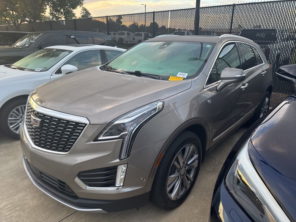 2023 Cadillac XT5 Premium Luxury photo 2