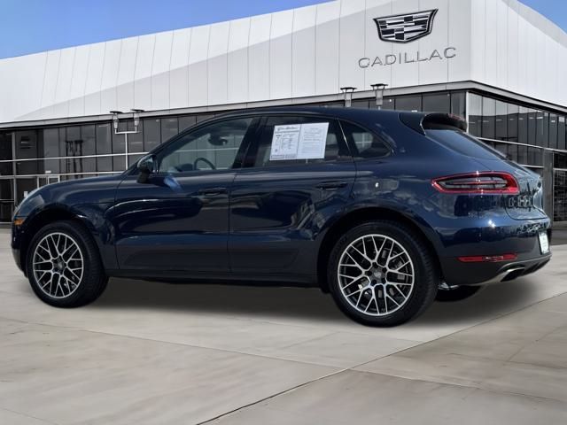 2018 Porsche Macan Base photo 4