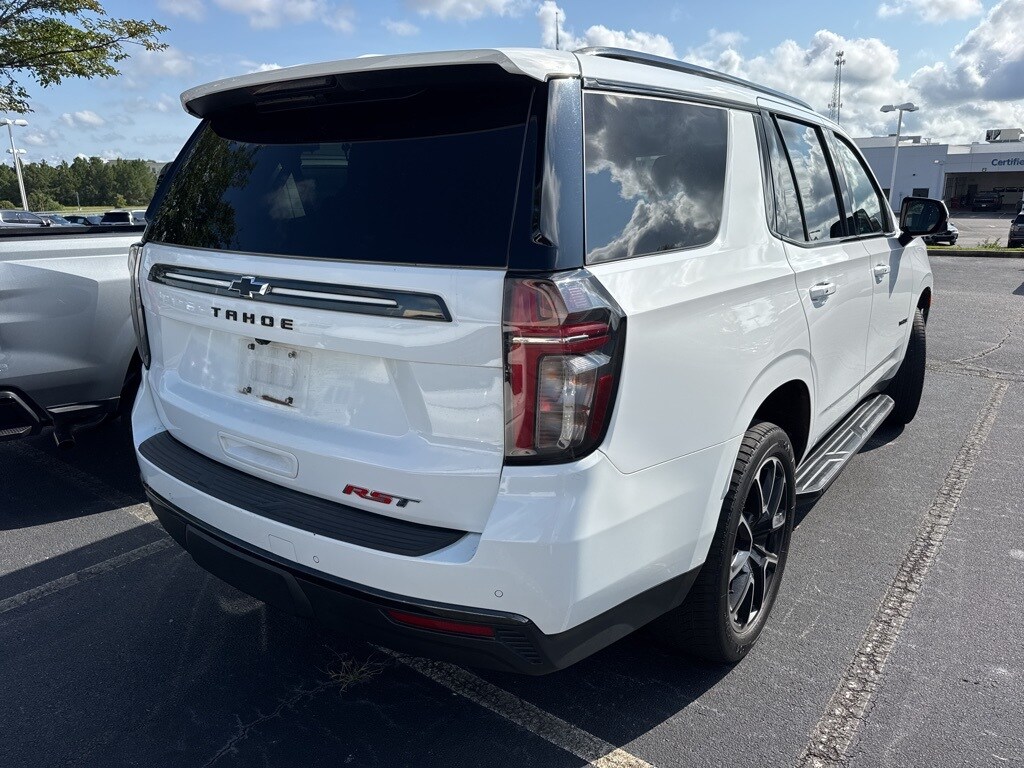 2022 Chevrolet Tahoe RST photo 3