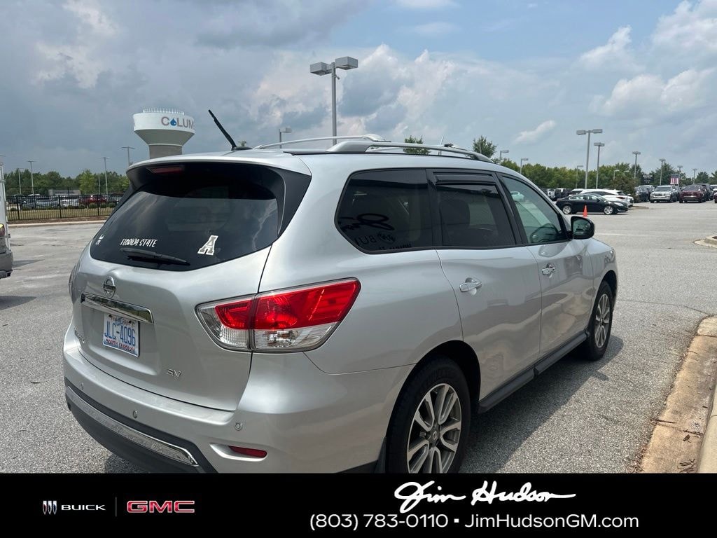 Used 2013 Nissan Pathfinder SV SUV