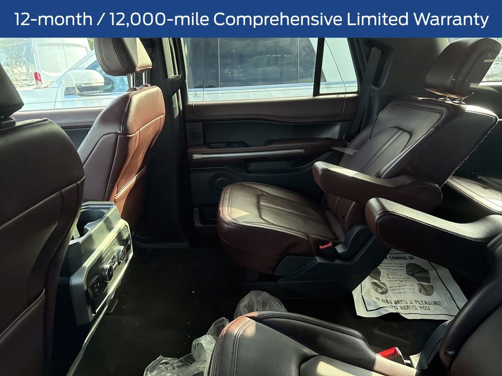 2023 Ford Expedition Limited photo 3
