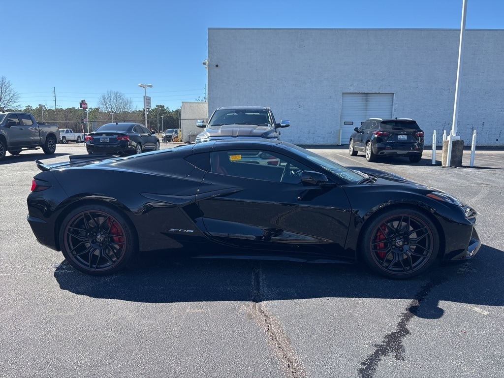 Used 2024 Chevrolet Corvette Stingray Z06 w/1LZ Coupe