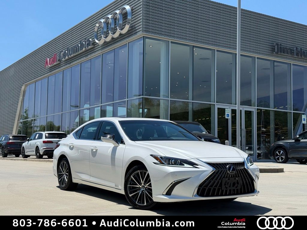 2023 Lexus ES 350 350's photo
