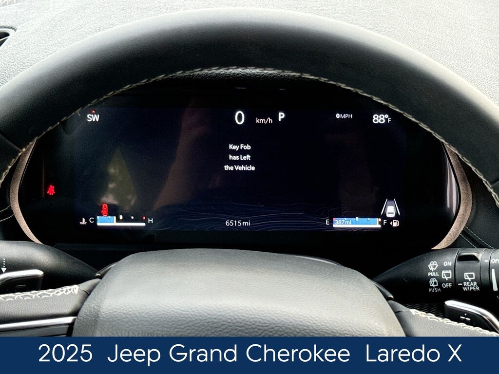 Used 2025 Jeep Grand Cherokee Laredo SUV