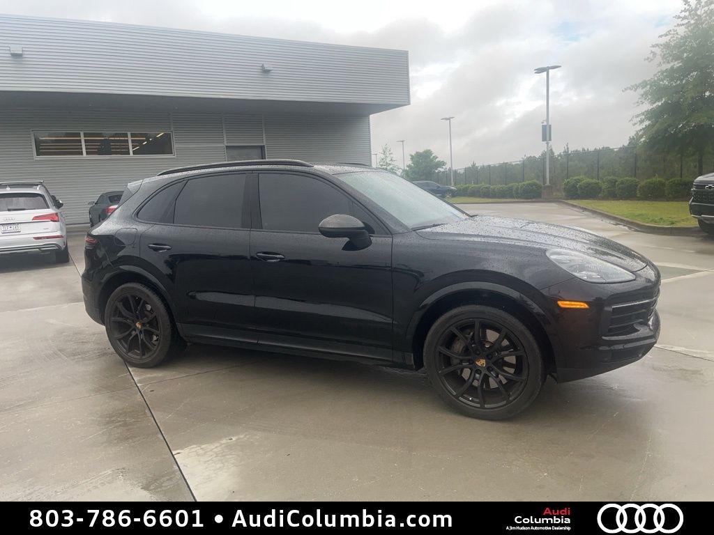 2019 Porsche Cayenne S's photo