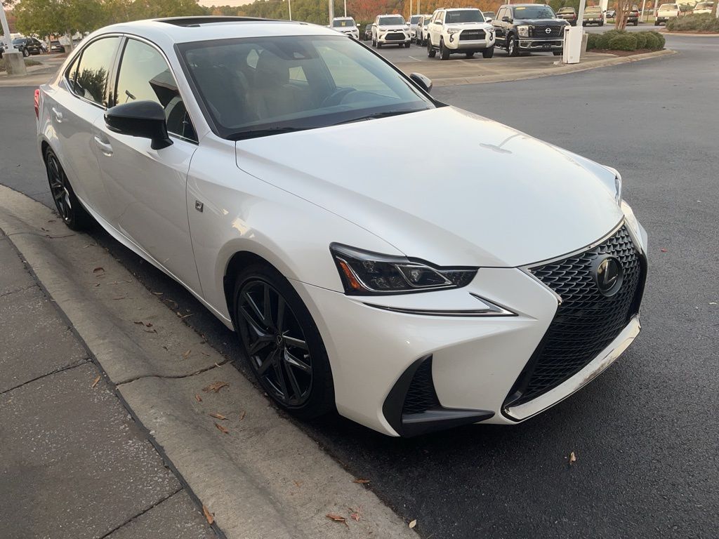 2020 Lexus IS 300 F SPORT photo 2