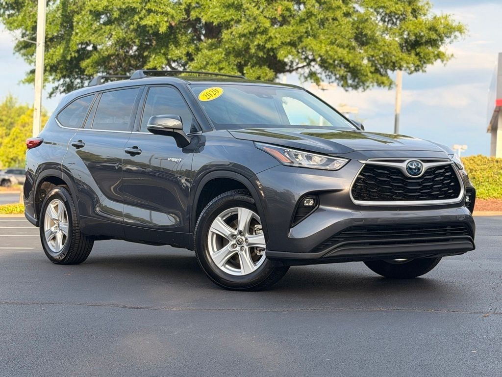Used 2020 Toyota Highlander Hybrid LE SUV