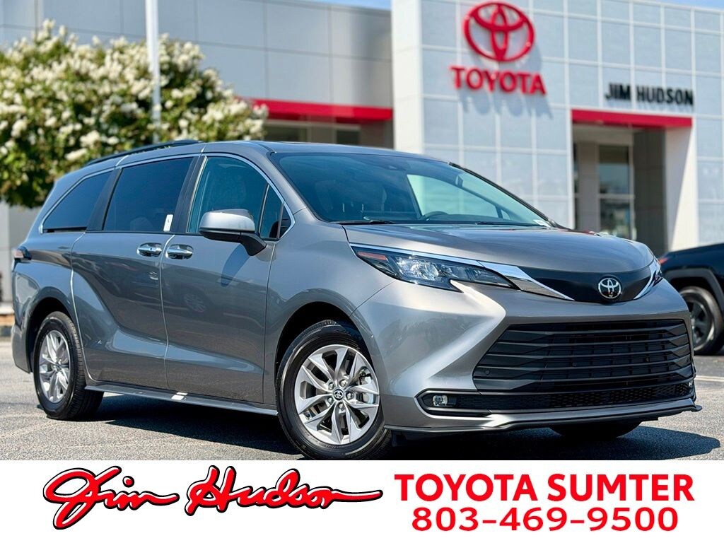 Used 2026 Toyota Sienna XLE 8 Passenger Van Passenger Van