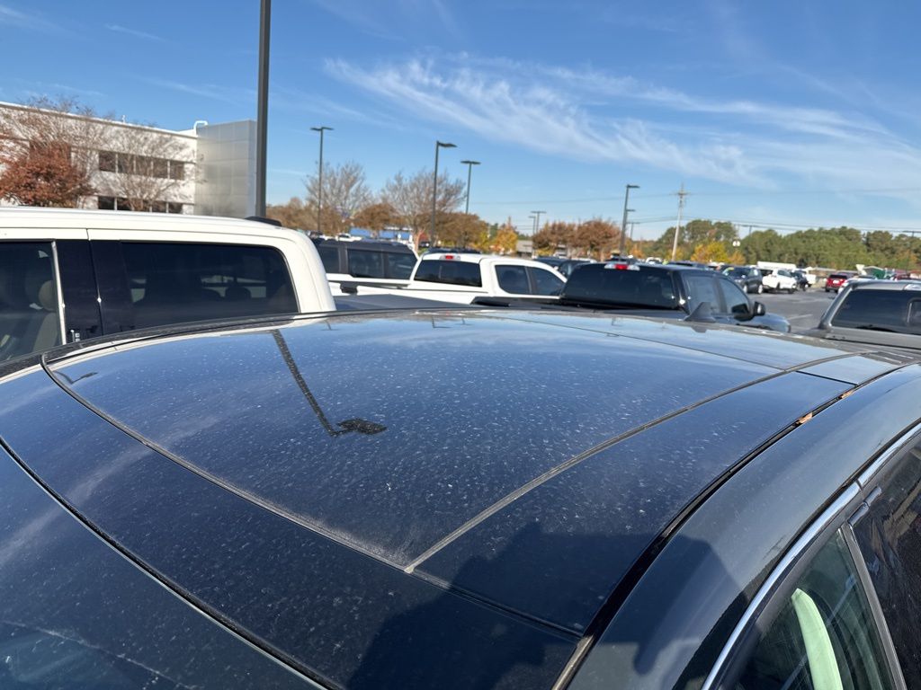 2024 Ford Edge SEL photo 2