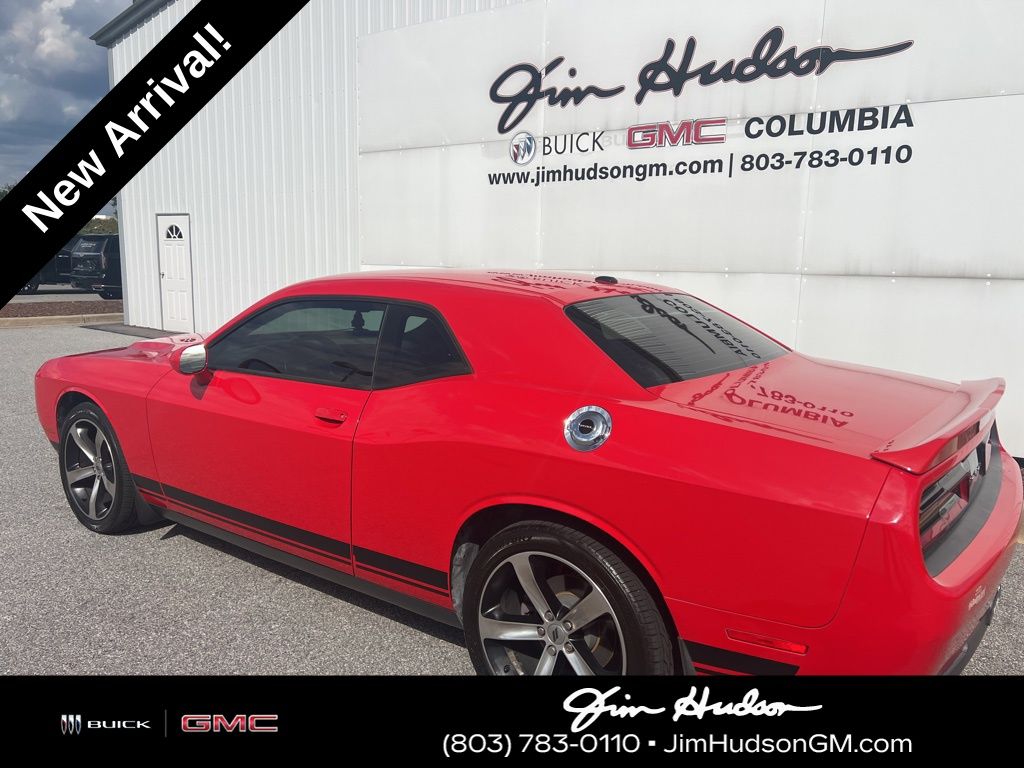 2019 Dodge Challenger SXT photo 3