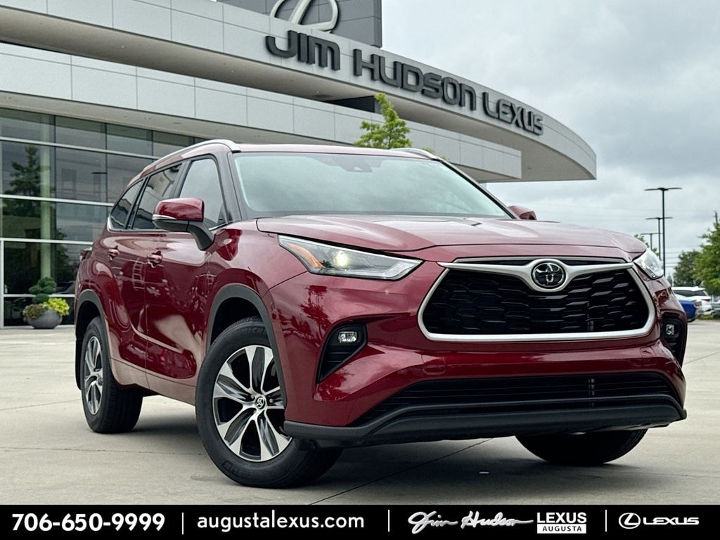 Used 2026 Toyota Highlander XLE SUV