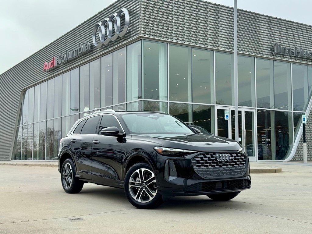 New 2025 Audi Q5 2.0T Premium SUV