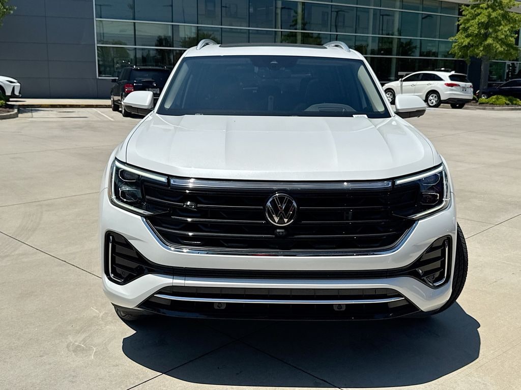 Used 2024 Volkswagen Atlas 2.0T SEL Premium R-Line SUV